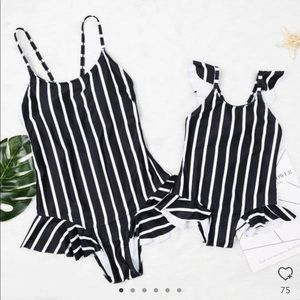 NWT Mom/Me Matching Swimsuit Set Size Med/3T